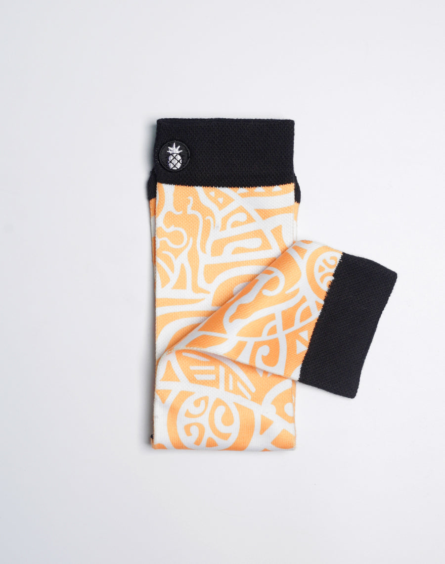 Tropical style Maui Brewing Co. Bikini Blonde Lager socks with reinforced heel and toe, free U.S. shipping included.