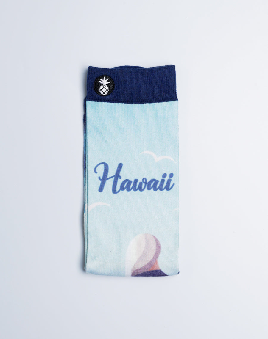 Waiting On Waves Hawaii Printed Blue Crew Neutral Gender Socks - Blue Color