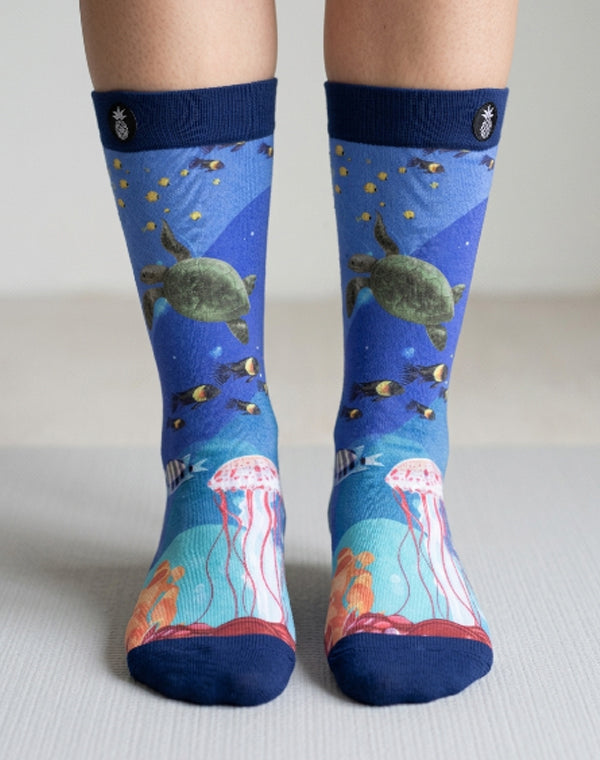 Unisex Ocean Reef Sea Life Printed Blue Crew Socks